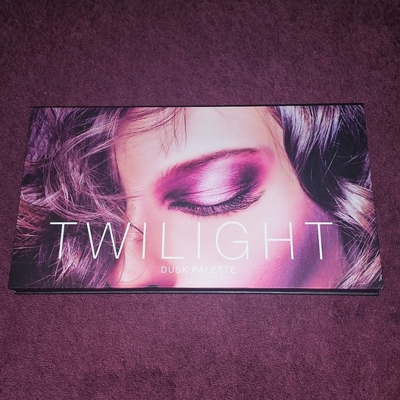 UCANBE Twilight and Dusk Palette #01 - Picture 5 of 5